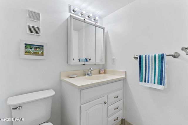 2626 S Atlantic Ave Apt 108, Daytona Beach Shores, FL 32118