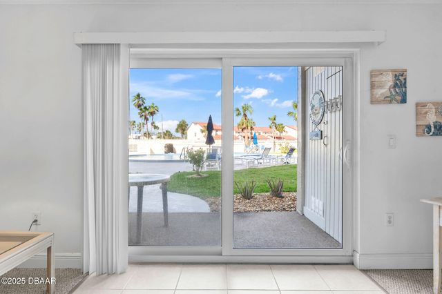 2626 S Atlantic Ave Apt 108, Daytona Beach Shores, FL 32118