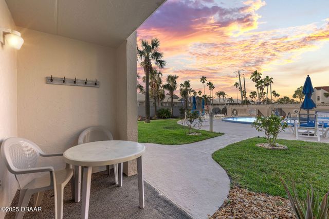 2626 S Atlantic Ave Apt 108, Daytona Beach Shores, FL 32118