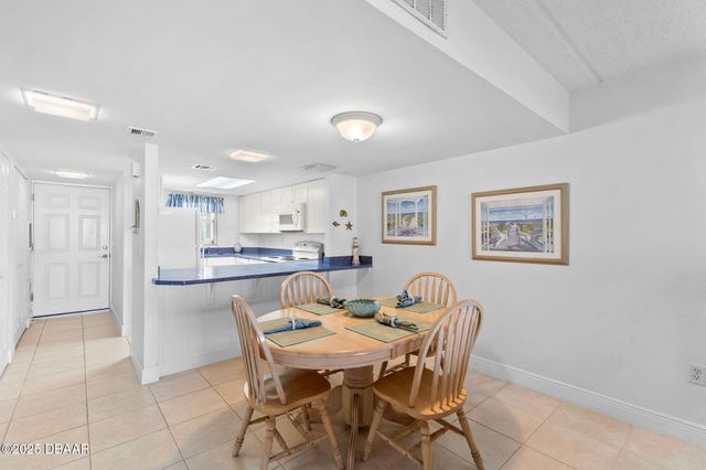 2626 S Atlantic Ave Apt 108, Daytona Beach Shores, FL 32118
