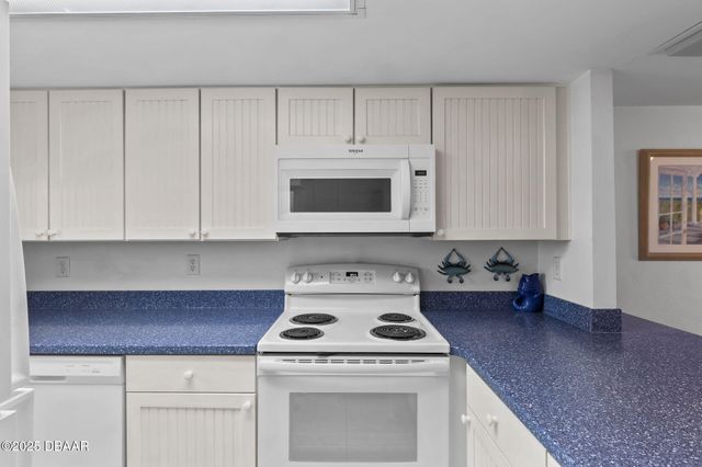2626 S Atlantic Ave Apt 108, Daytona Beach Shores, FL 32118