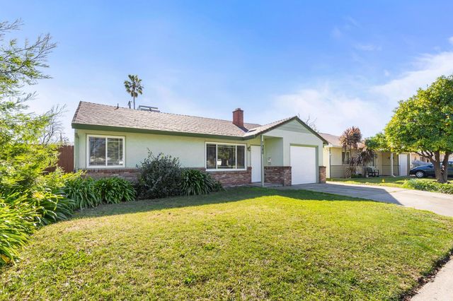 7080 21st Ave, Sacramento, CA 95820