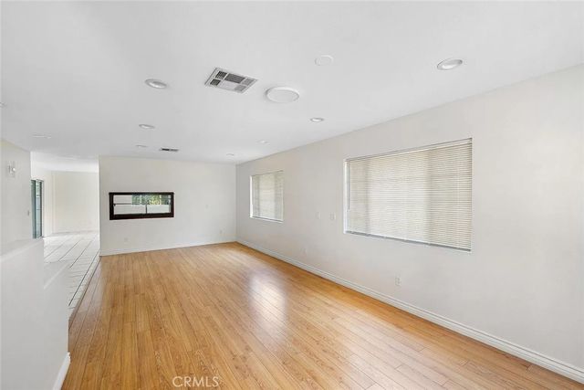 14012 Sayre Street, Sylmar, CA 91342