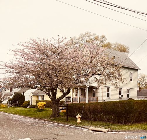 10 Graham Street, Stratford, CT 06615
