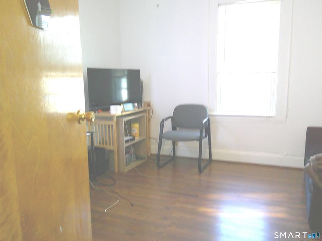 10 Graham Street, Stratford, CT 06615