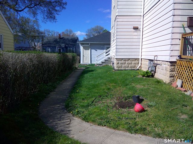 10 Graham Street, Stratford, CT 06615