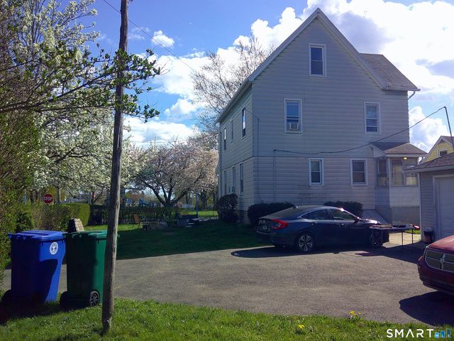 10 Graham Street, Stratford, CT 06615