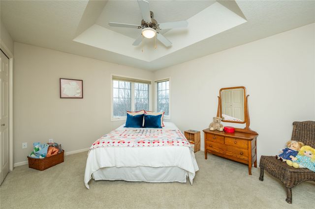 6515 Fullerton Court, Johnston, IA 50131