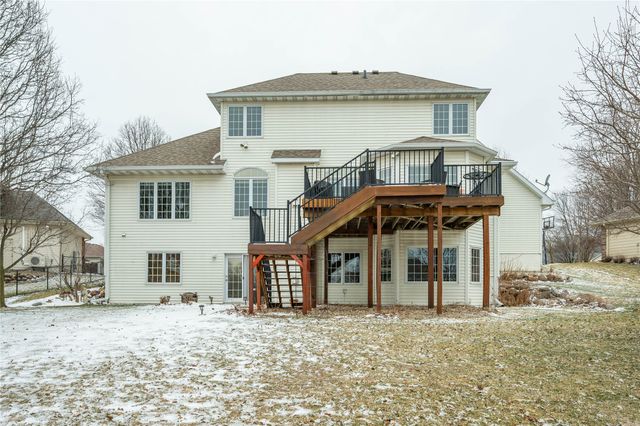 6515 Fullerton Court, Johnston, IA 50131