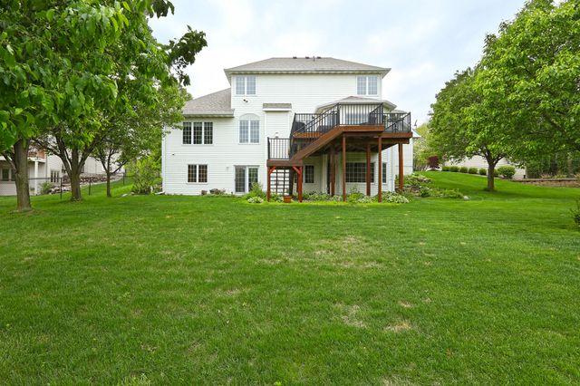 6515 Fullerton Court, Johnston, IA 50131