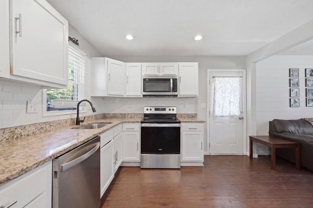 310 Center Street, Lawrenceburg, KY 40342