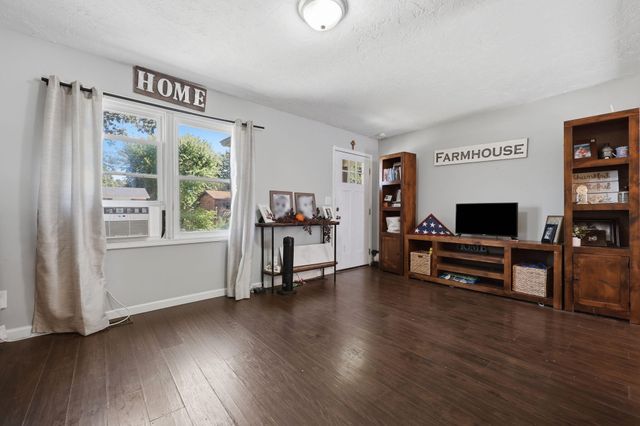 310 Center Street, Lawrenceburg, KY 40342