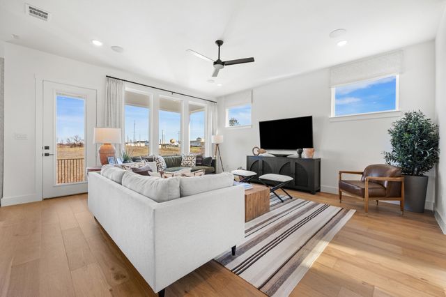 101 Chestnut Street, Celina, TX 75009