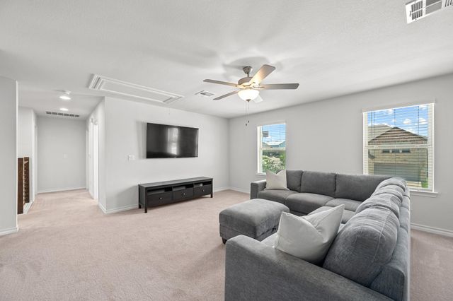 621 Limestone RD, Liberty Hill, TX 78642