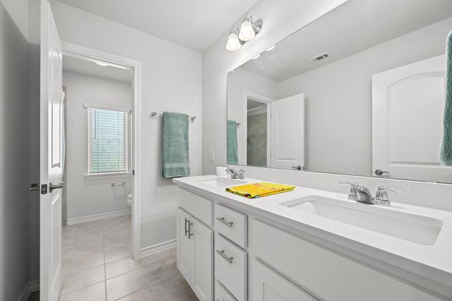 621 Limestone RD, Liberty Hill, TX 78642