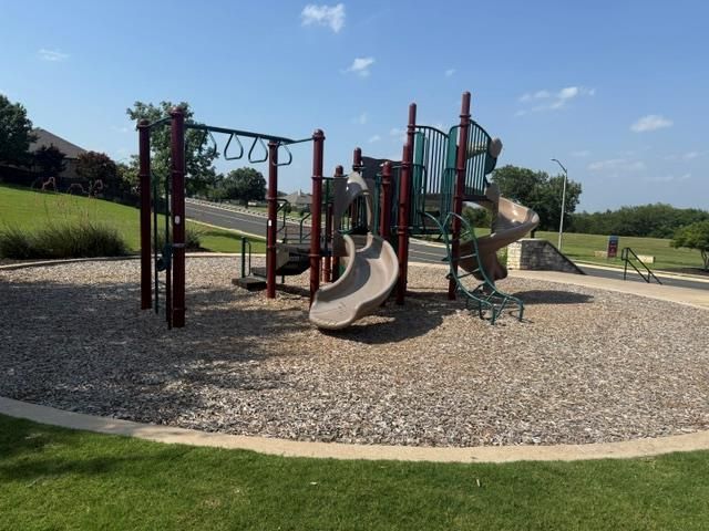 621 Limestone RD, Liberty Hill, TX 78642