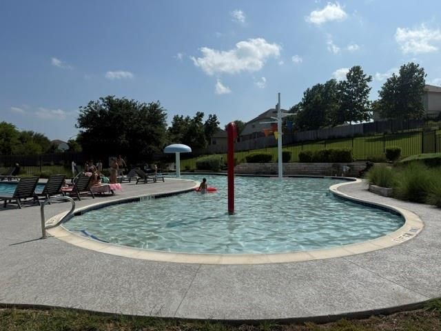 621 Limestone RD, Liberty Hill, TX 78642