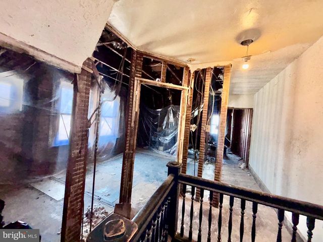 71 E PENN ST, Philadelphia, PA 19144