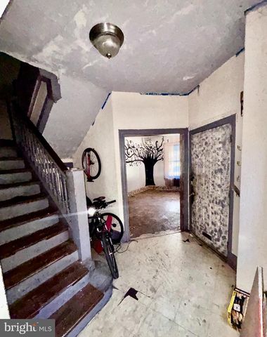 71 E PENN ST, Philadelphia, PA 19144