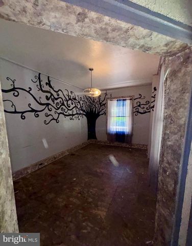 71 E PENN ST, Philadelphia, PA 19144