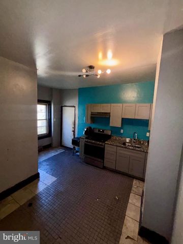71 E PENN ST, Philadelphia, PA 19144