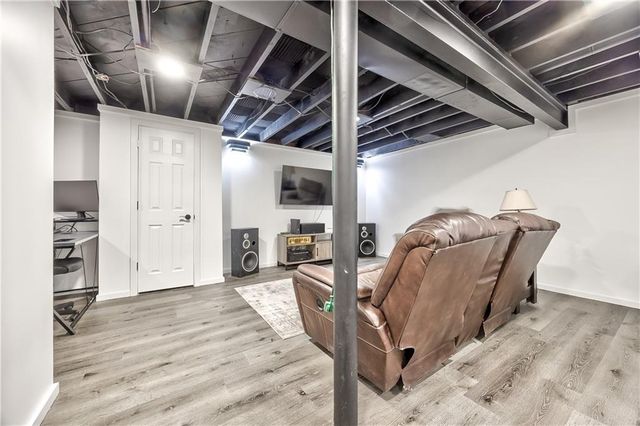 316 Springdale Street, Bonner Springs, KS 66012