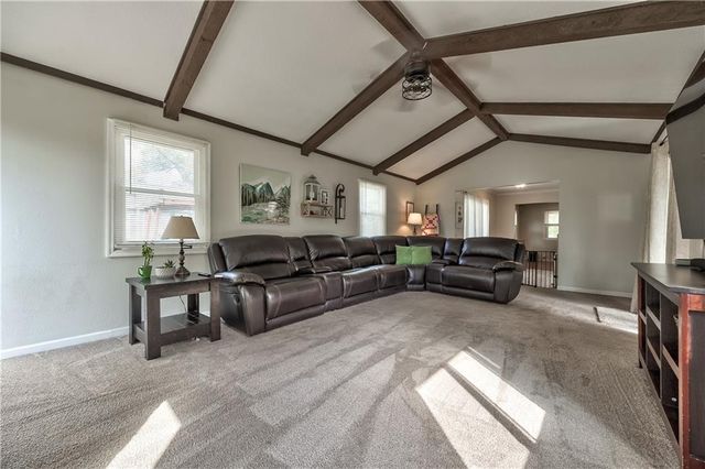 316 Springdale Street, Bonner Springs, KS 66012