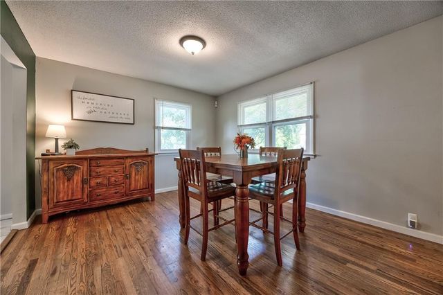 316 Springdale Street, Bonner Springs, KS 66012