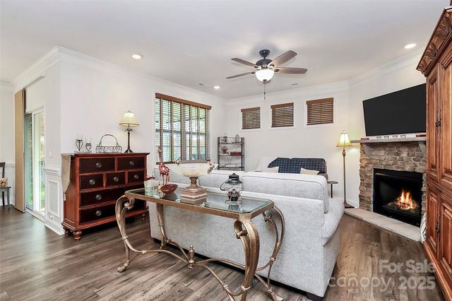 163 Hanks Bluff Drive, Mooresville, NC 28117