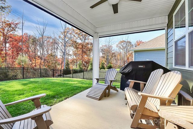 163 Hanks Bluff Drive, Mooresville, NC 28117