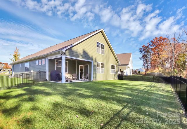 163 Hanks Bluff Drive, Mooresville, NC 28117