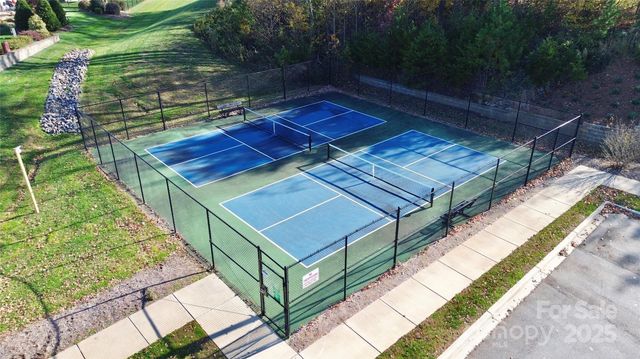 163 Hanks Bluff Drive, Mooresville, NC 28117