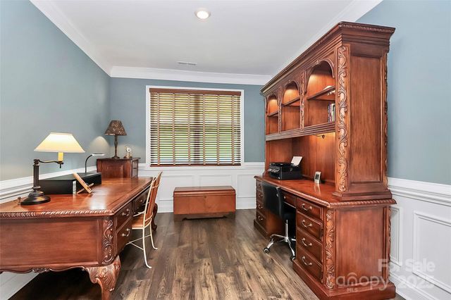 163 Hanks Bluff Drive, Mooresville, NC 28117