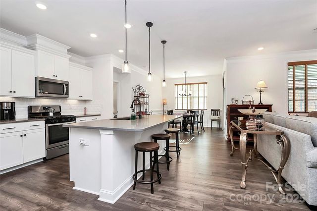 163 Hanks Bluff Drive, Mooresville, NC 28117