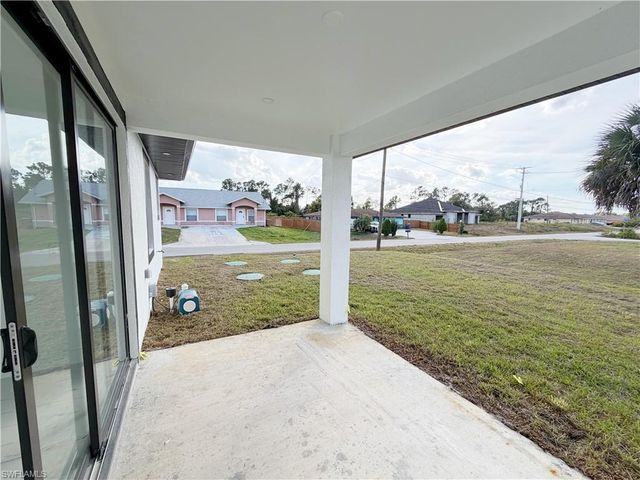 4412-4414 14th ST SW, Lehigh Acres, FL 33979