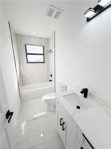 4412-4414 14th ST SW, Lehigh Acres, FL 33979