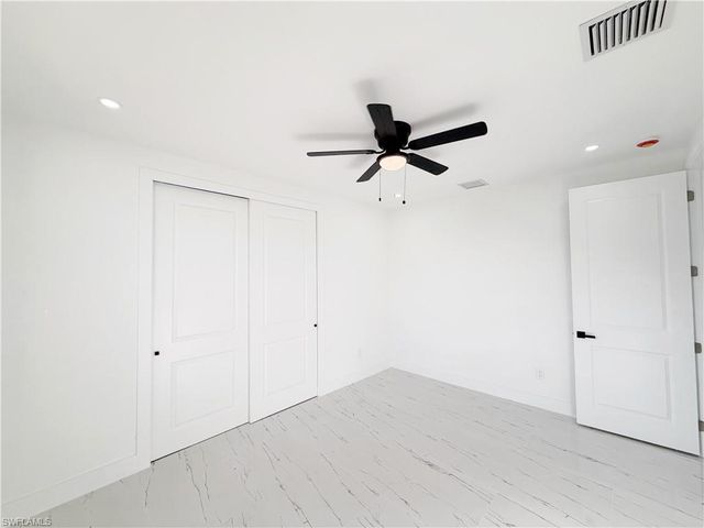 4412-4414 14th ST SW, Lehigh Acres, FL 33979