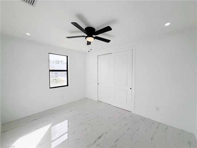 4412-4414 14th ST SW, Lehigh Acres, FL 33979