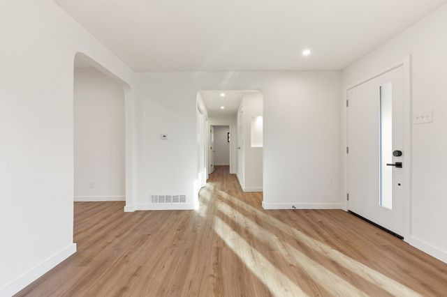 2317 Gibbs Williams Circle, Dallas, TX 75224