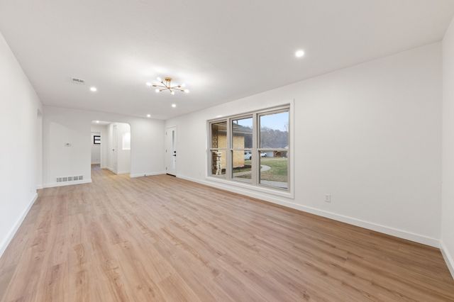 2317 Gibbs Williams Circle, Dallas, TX 75224