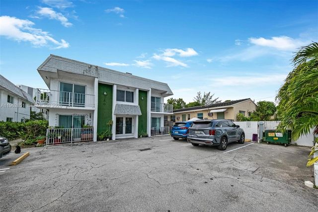 740 81st St 2, Miami Beach, FL 33141