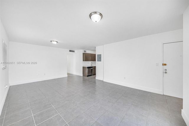 740 81st St 2, Miami Beach, FL 33141