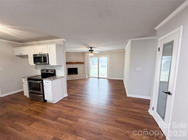 507 Texas Trail, Dallas, NC 28034