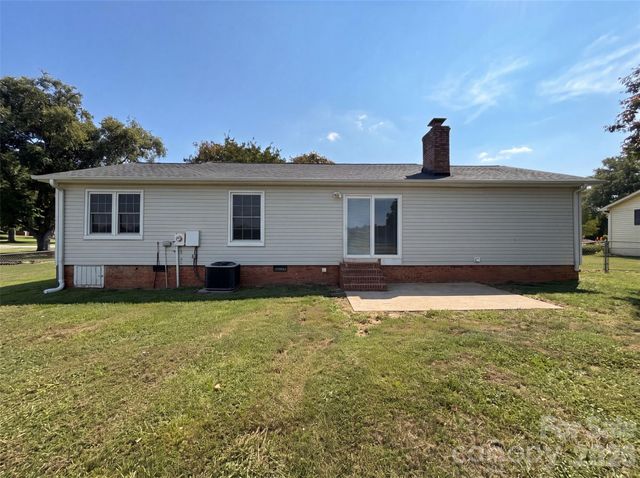 507 Texas Trail, Dallas, NC 28034