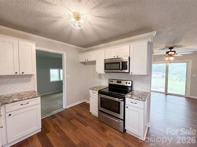 507 Texas Trail, Dallas, NC 28034