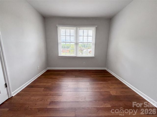 507 Texas Trail, Dallas, NC 28034