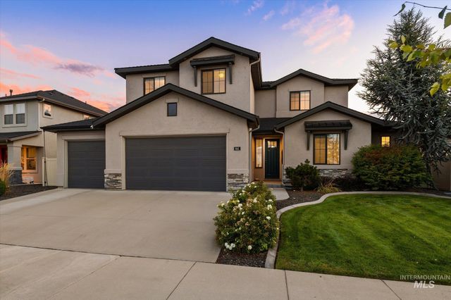 641 E Crest Ridge Dr, Meridian, ID 83642 property photo