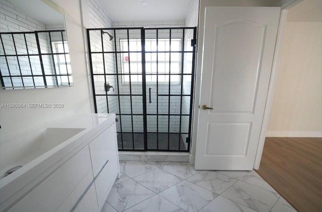 9921 SW 164th Ct, Miami, FL 33196