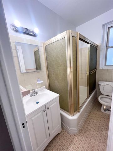 3321 Bruckner Boulevard 2M, Bronx, NY 10461