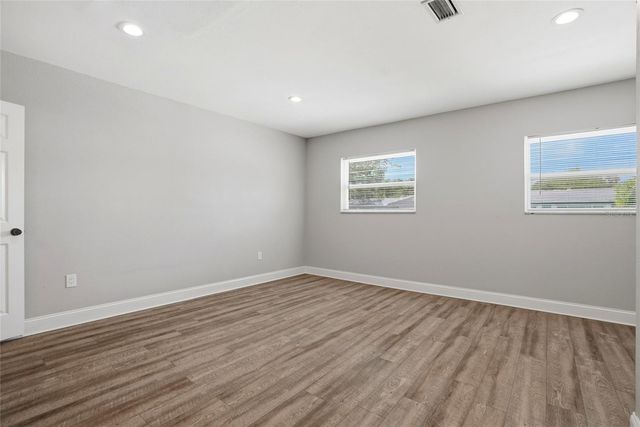 6460 33RD AVENUE N, St Petersburg, FL 33710